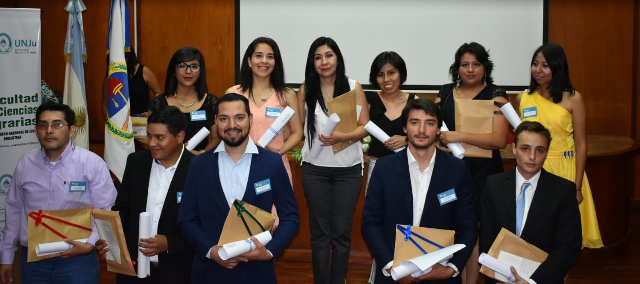 Acto de colación de alumnos de la Facultad de Ciencias Agrarias de la UNJU