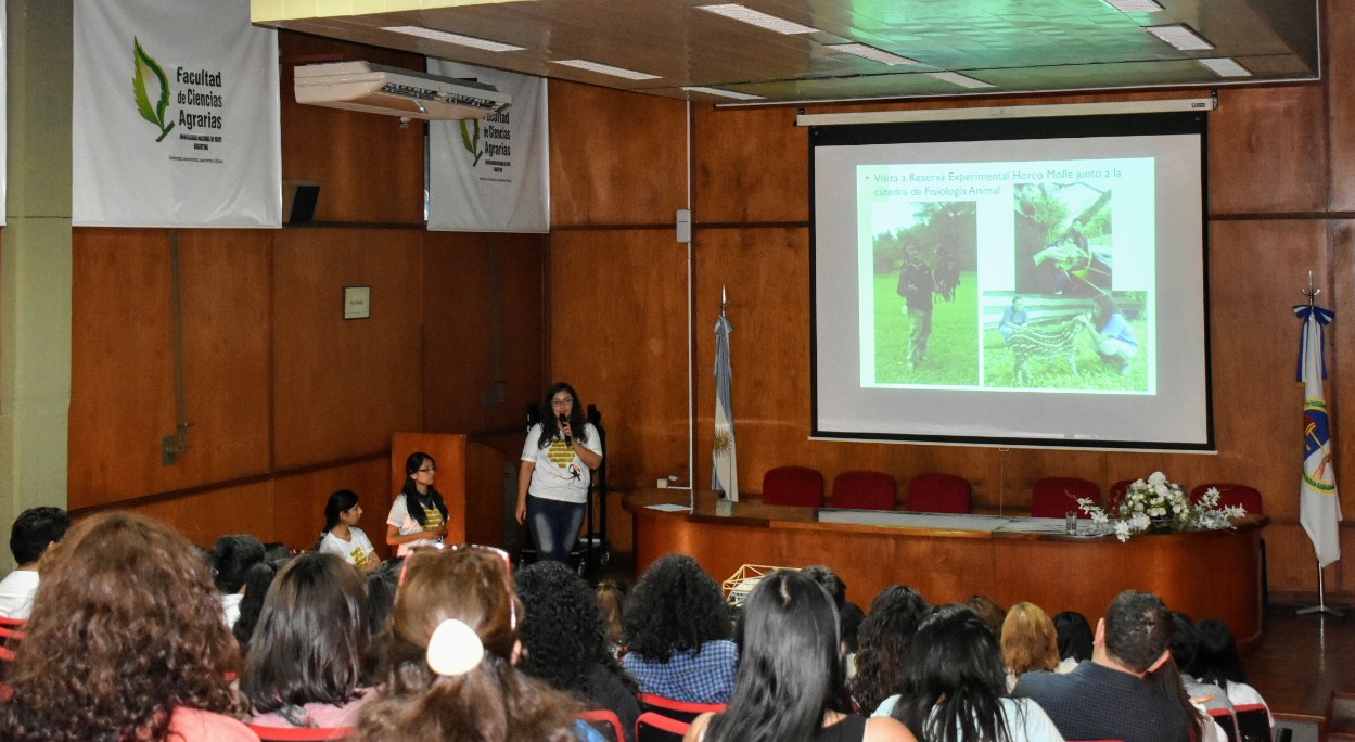 PRESENTACIÓN del CENTRO PROBIO