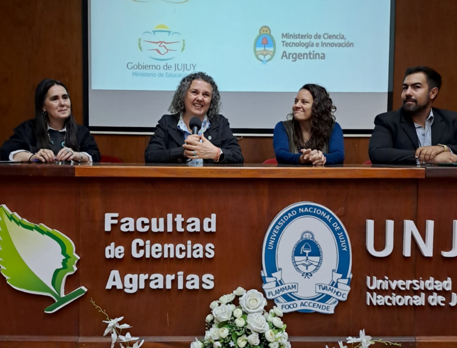 La UNJu participa del programa "Las científicas y los científicos van a la escuela"